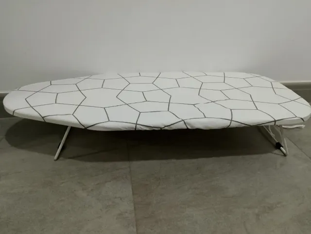 Tabla de planchar pequeña