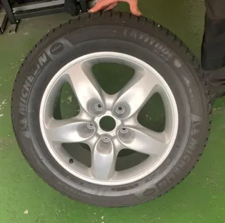 LLANTAS CON NEUMÁTICOS INVIERNO PORSCHE