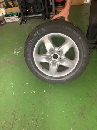 LLANTAS CON NEUMÁTICOS INVIERNO PORSCHE