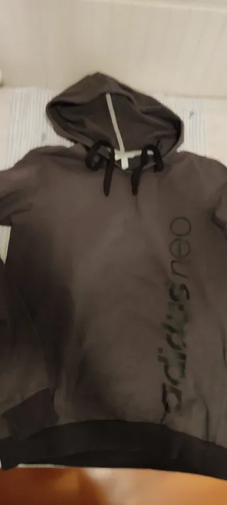 Sudadera Adidas Neo Marrón y Negra