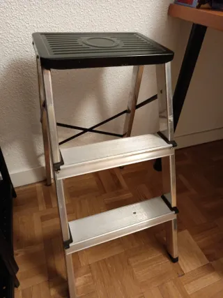 Escalera plegable pequeña