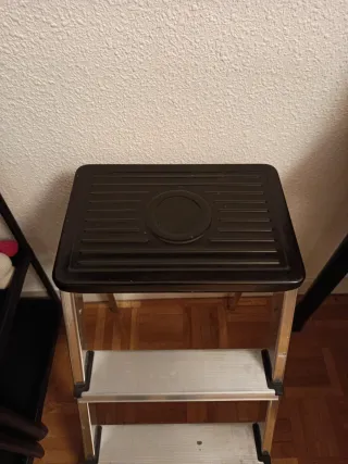 Escalera plegable pequeña