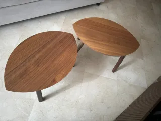 Tavoli ausiliari in legno