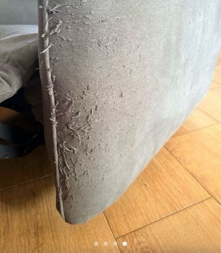 Sillón de tela gris