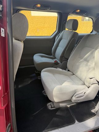 Kia Carnival 2005 – 7 plazas –