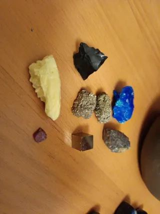Lote de minerales variados