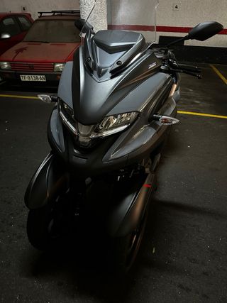Yamaha Tricity 300 (2023) - 800 km