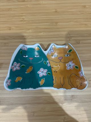 Ceramica decorata con gatti