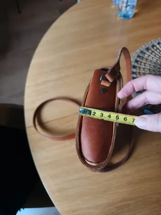 Bolso de piel marrón