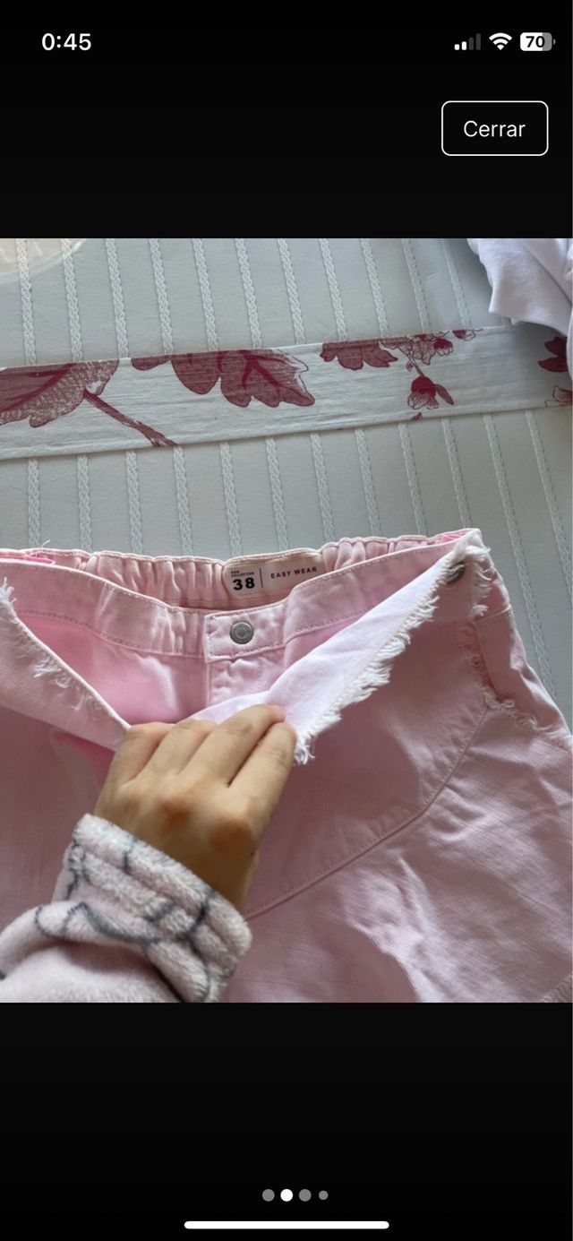 Falda vaquera rosa con volante