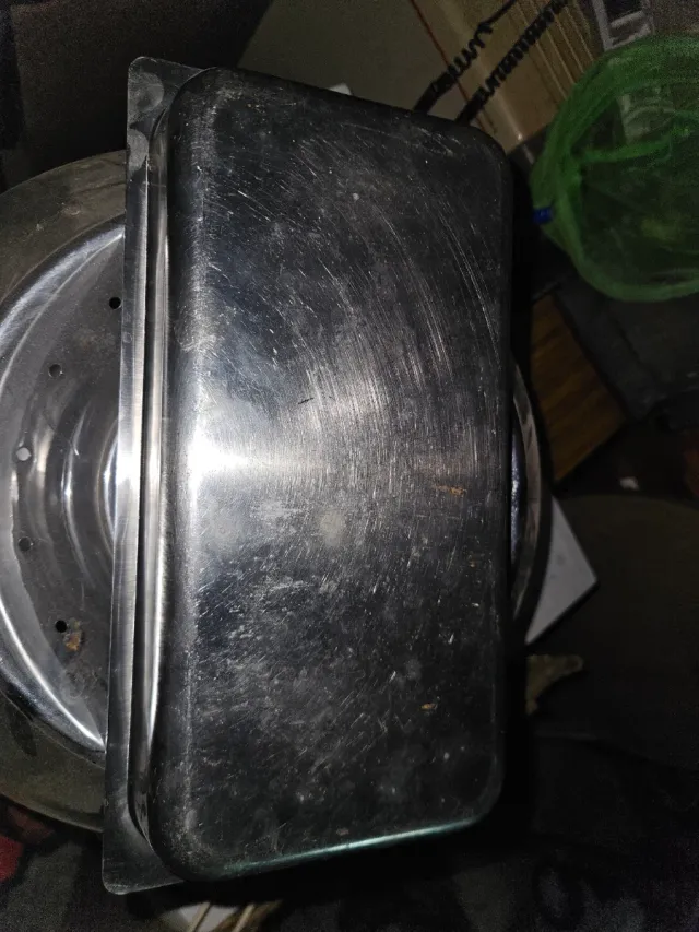 Vassoio in acciaio inossidabile per uso alberghiero