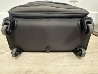 Maleta Samsonite gris y naranja