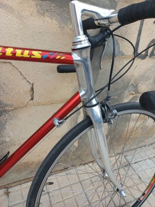 Bicicleta clásica de carretera