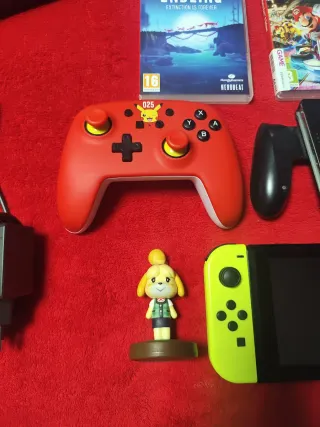 Nintendo Switch Azul/Rojo + Accesorios
