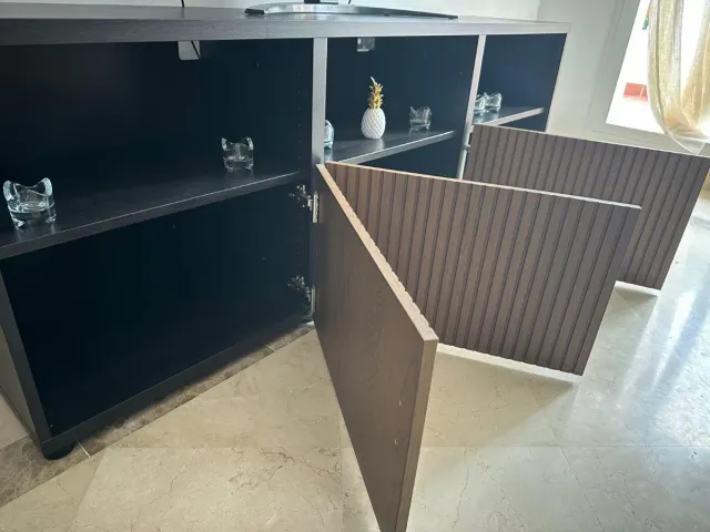 Mobile TV soggiorno nero e legno