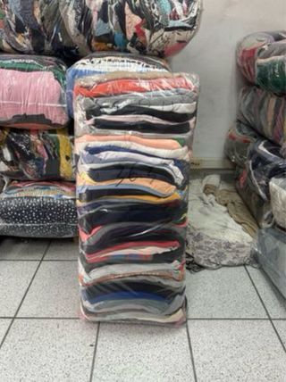 Lote Ropa Sin Marca 4€/KG Ideal Reventa