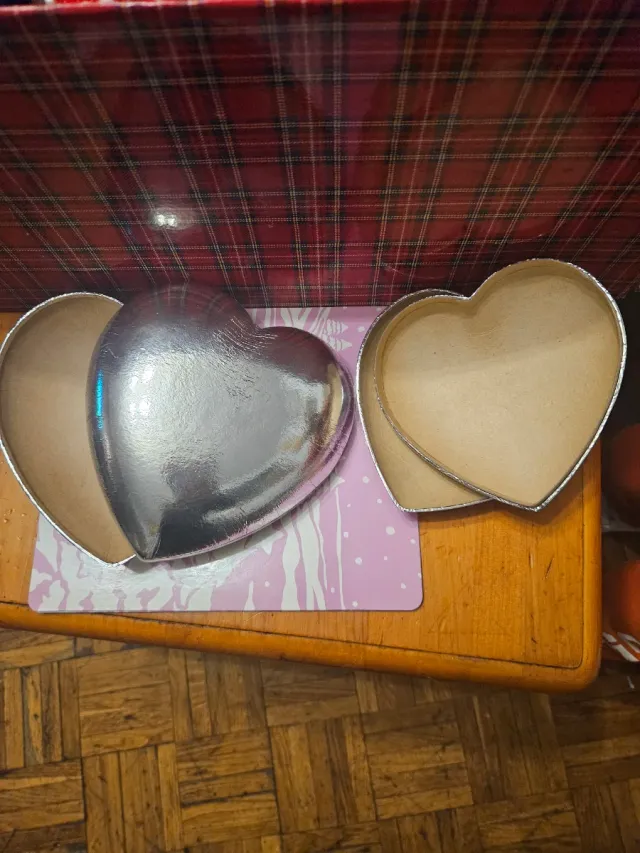 Scatola Cuore Rossa e Argentata