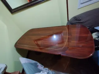 Mesa comedor extensible grande de madera