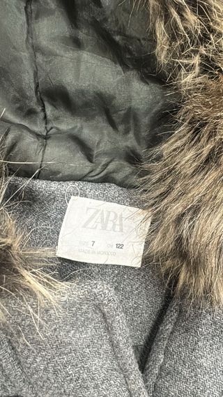 Abrigo Zara Niña Gris con Capucha TALLA 7