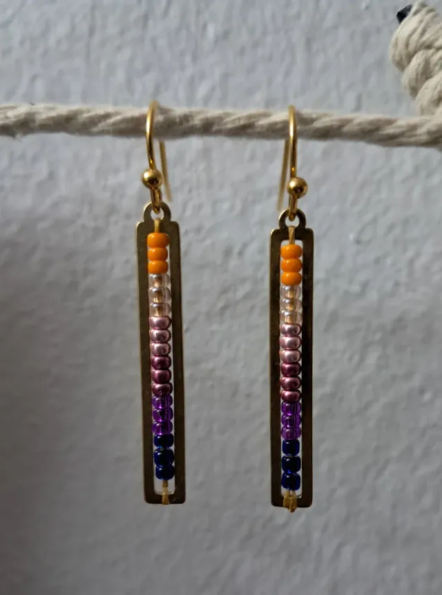 Pendientes hechos a mano con cuentas Miyuki