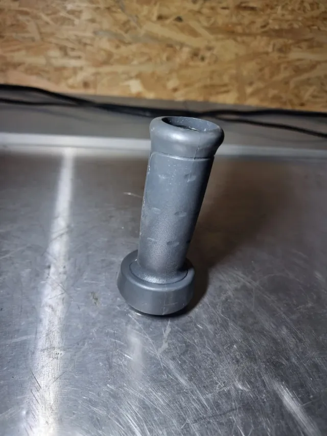 Puño Acelerador Aerox