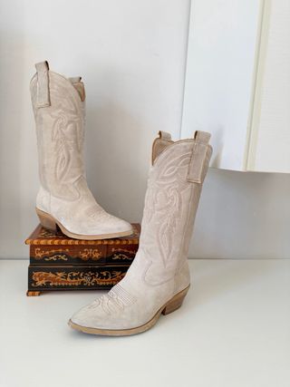 Stivali alti vera pelle beige n.36