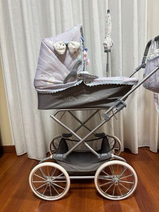 Cochecito de bebé como nuevo