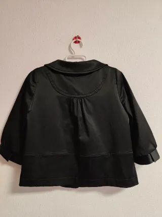 Chaqueta torera de chica talla S de Zara.
