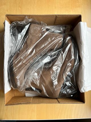 Botines de piel con tacón y cordones