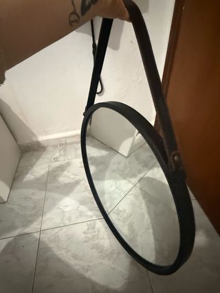 Specchio da trucco rotondo nero