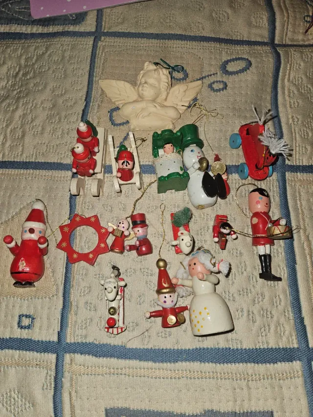 Decorazioni Natalizie in Legno