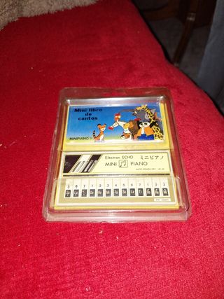 Mini Piano Electrónico con Libro de Cantos