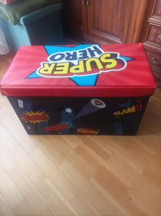 Puf de almacenaje infantil