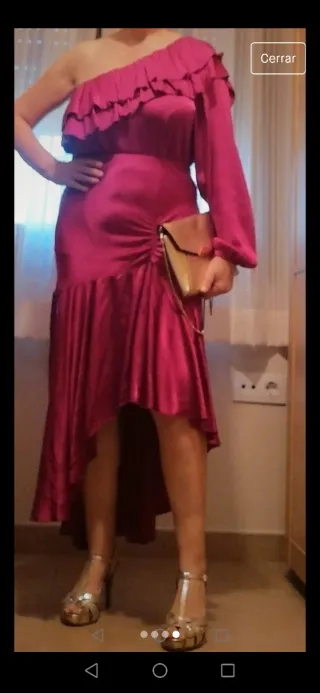 Falda y blusa de fiesta que parece vestido.