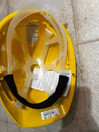 Casco de seguridad amarillo homologado