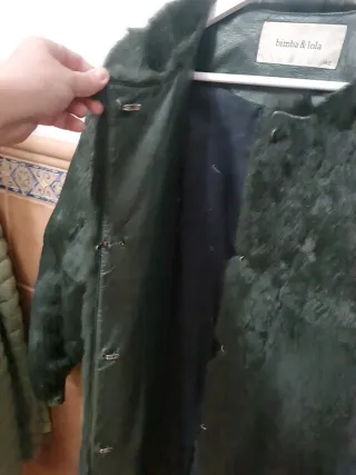 Abrigo Bimba y Lola verde y negro