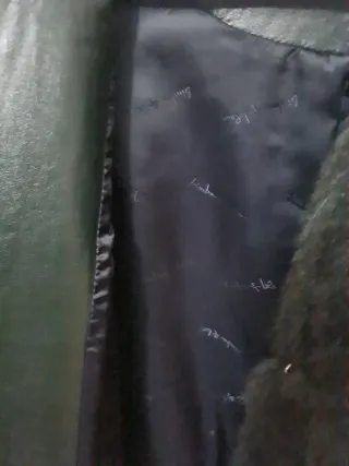 Abrigo Bimba y Lola verde y negro