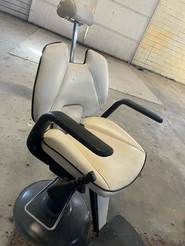 Seggiola da barbiere professionale