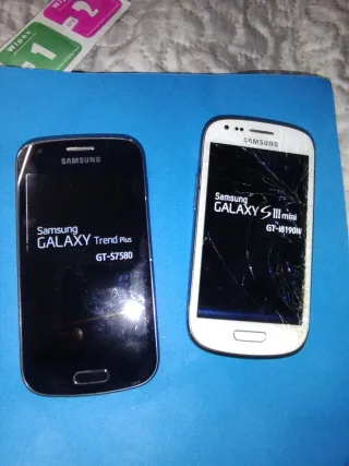 Samsung Móviles Negros y Blancos