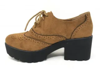Zapatos de plataforma con cordones