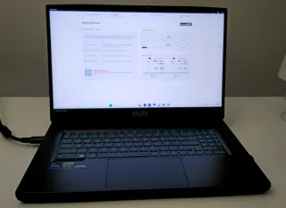 Portátil MSI Creator Pro X17HX A13VKS-229ES