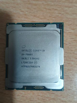 Procesador Intel i9-7900X LGA2066 Sin comprobar