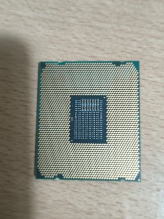 Procesador Intel i9-7900X LGA2066 Sin comprobar