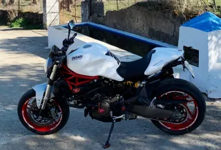 Ducati Monster 821