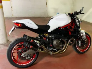 Ducati Monster 821