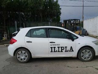 8966102e10 centralita motor toyota auris 4369348