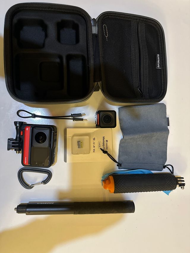 Insta360 One RS Twin Edition + ACCESORIOS