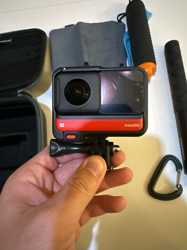 Insta360 One RS Twin Edition + ACCESORIOS