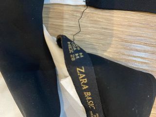 Blusón Zara Beige y Negro Talla M