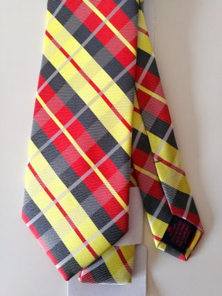 Corbata Rooster Cuadros Rojas y Amarillas Seda